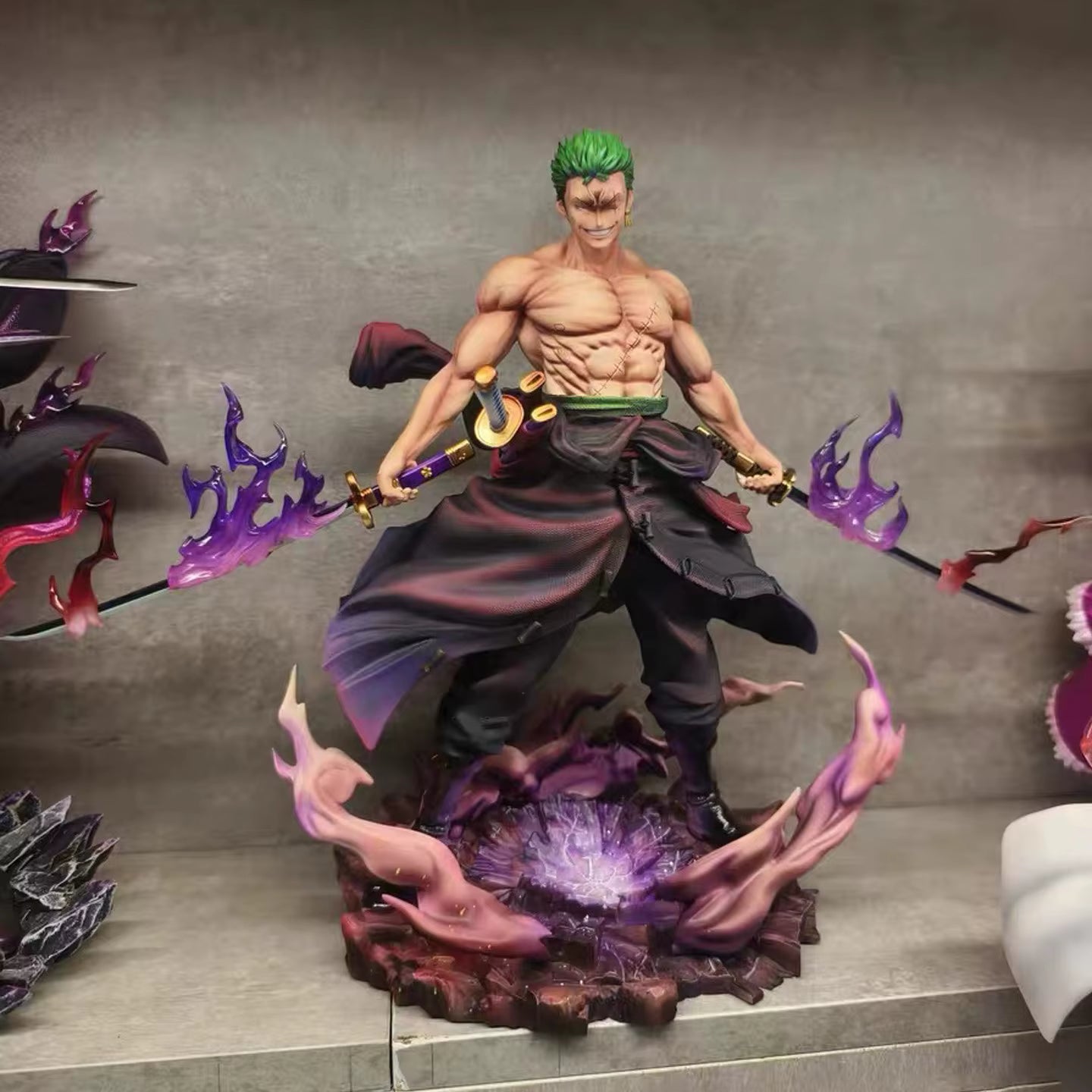 Hell Lord Roronoa Zoro Goldmine Studio PVC
