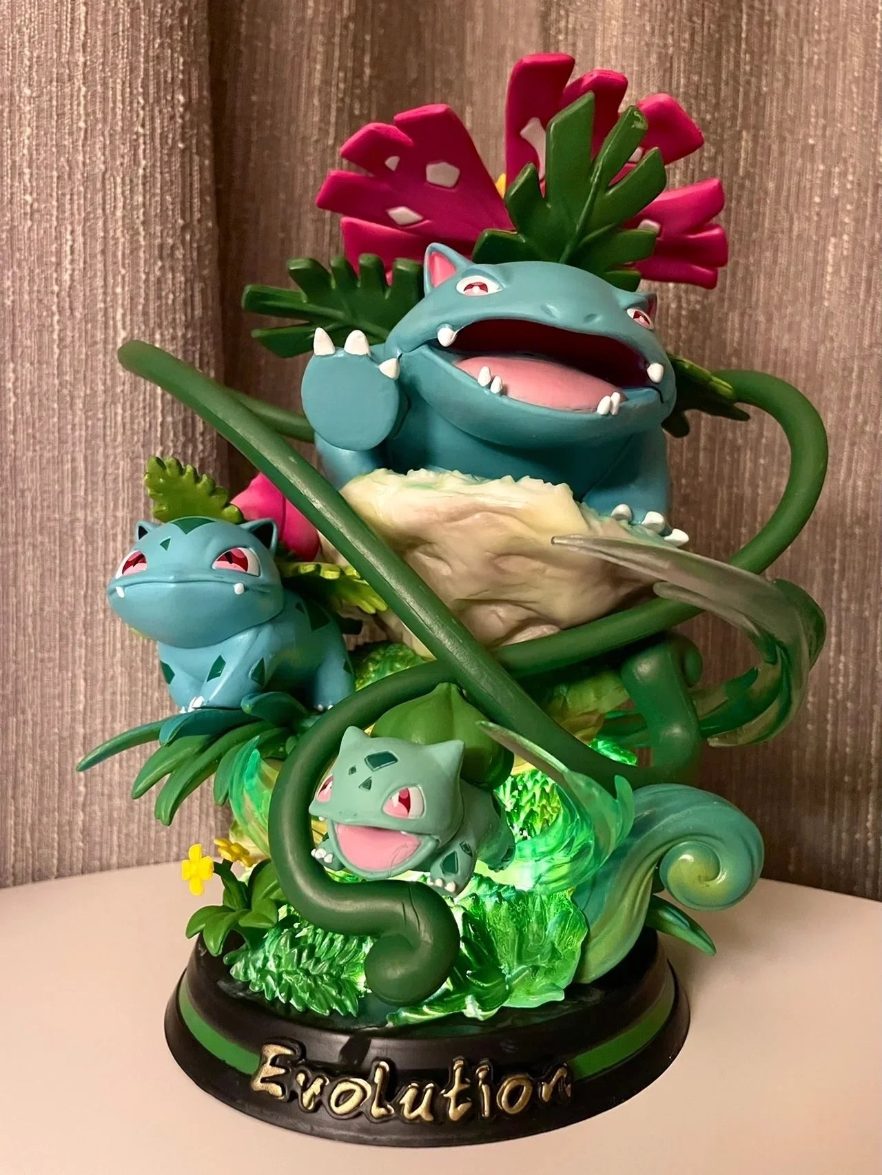 Pokemon Venusaur Evolution Ivysaur Bulbasaur MFC Studio