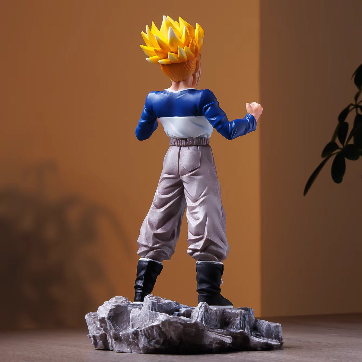 Kid Trunks Super Saiyan Power Up Capsule Corp Dragon Ball Z Z Studio PVC Figure