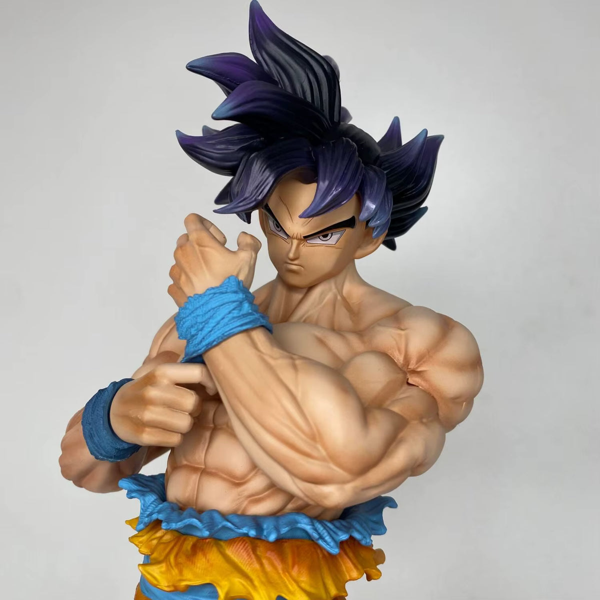 Goku Ultra Instinct Dragon Ball Super Man Studio PVC Figure
