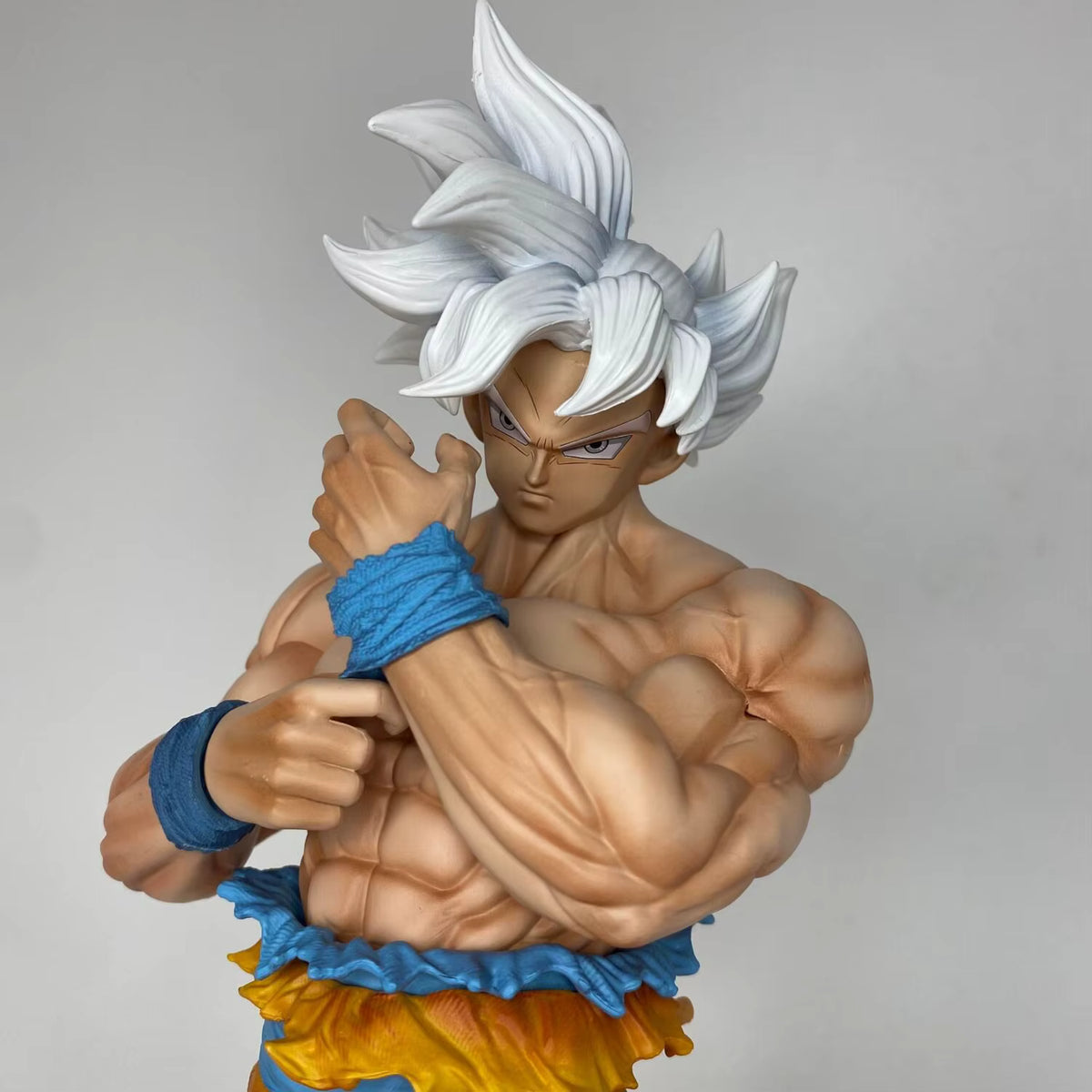 Goku Ultra Instinct Dragon Ball Super Man Studio PVC Figure