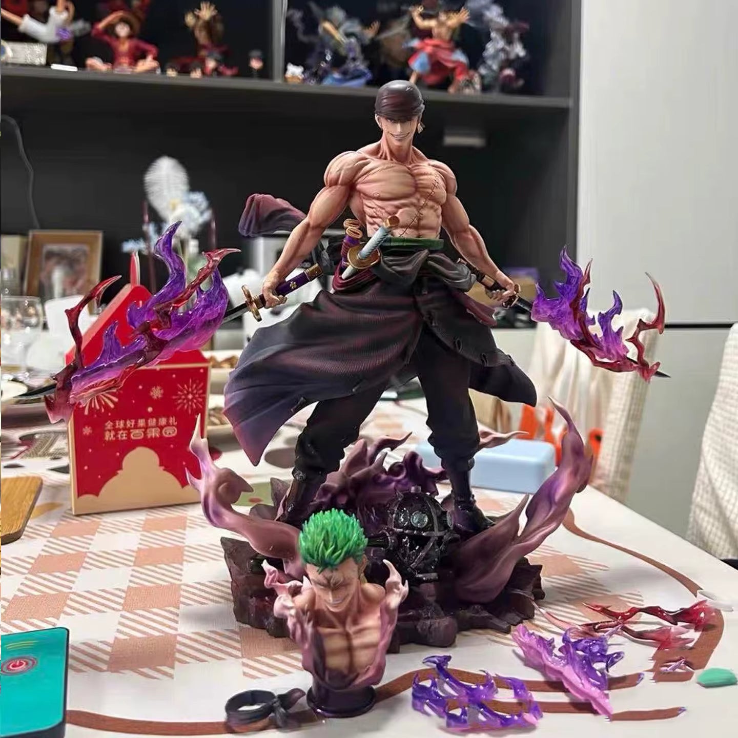 Hell Lord Roronoa Zoro Goldmine Studio PVC