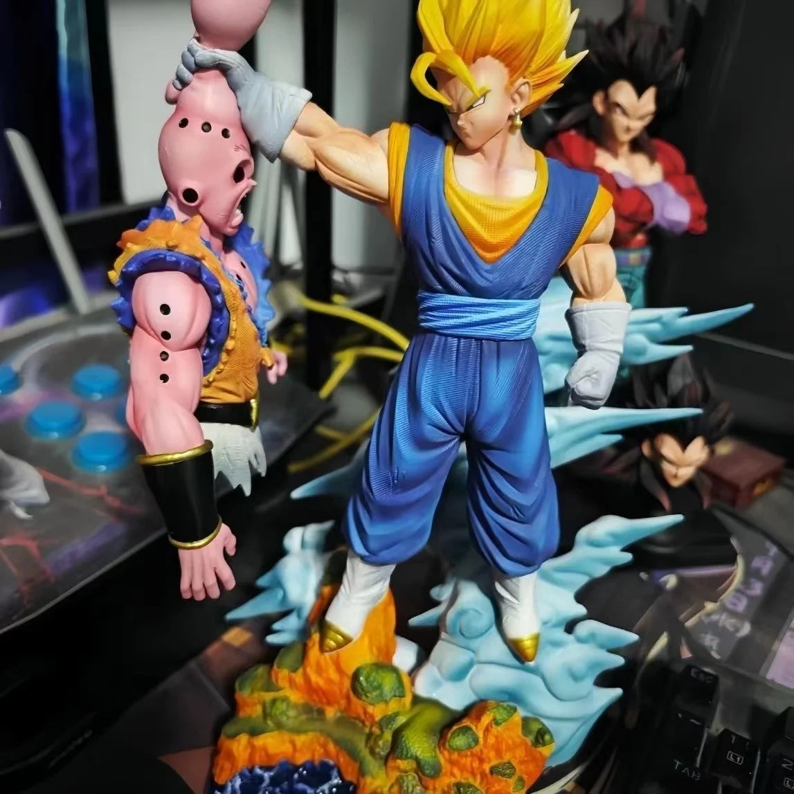 Super Vegeto vs Buu Clouds Studio GK PVC